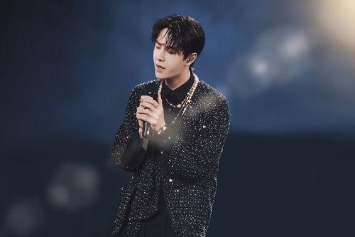 娱乐圈爆料王一博和肖战,娱乐圈的神秘恋情曝光,真相究竟如何? 第3张 娱乐圈爆料王一博和肖战,娱乐圈的神秘恋情曝光,真相究竟如何? 第3张